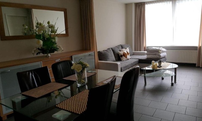 Tilburg Apartment | Apartment + Studios Insulinde