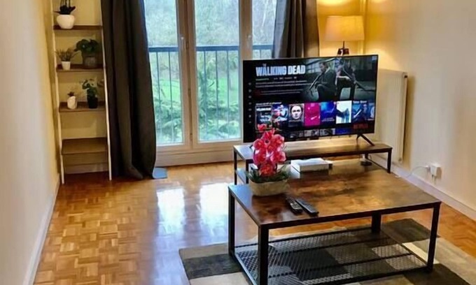 Miroir - Batignolles Apartment | Apartment T2 TGV station spacieux and fully equipped