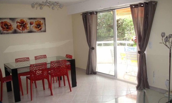 Frejus Plage Apartment | APARTMENT T3 - Private parking - 300 m SEA & BEACH