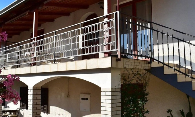Dajla Apartment | Apartment Take a Look - Three Bedroom Apartment with Terrace