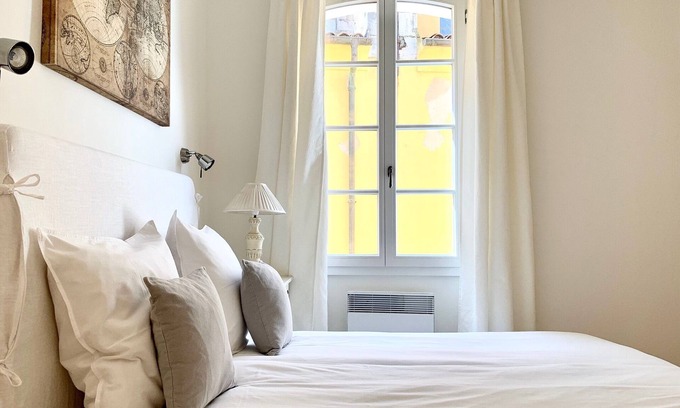 Old Town Apartment | Apartment Tropezina in the heart of the village of Saint Tropez