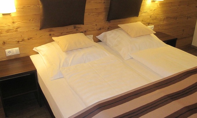 Marzoll Apartment | Apartment Untersberg 42 sqm for 1-2 persons with balcony and mountain view