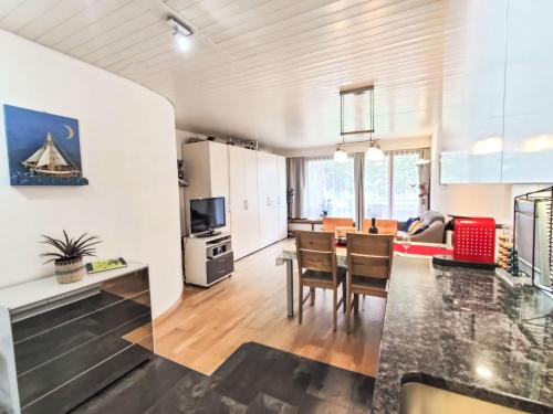 Davos-Dorf Apartment | Apartment Verbena-2 by Interhome