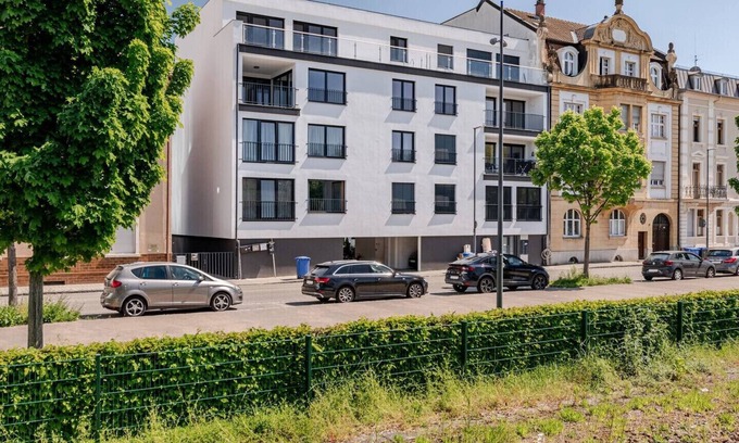 Loerrach Apartment | Apartment Verso - Stylish 3BR Suite Near Basel