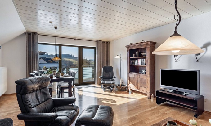 Eslohe Apartment | Apartment 'Vista-Homert' with Mountain View, Balcony and Wi-Fi