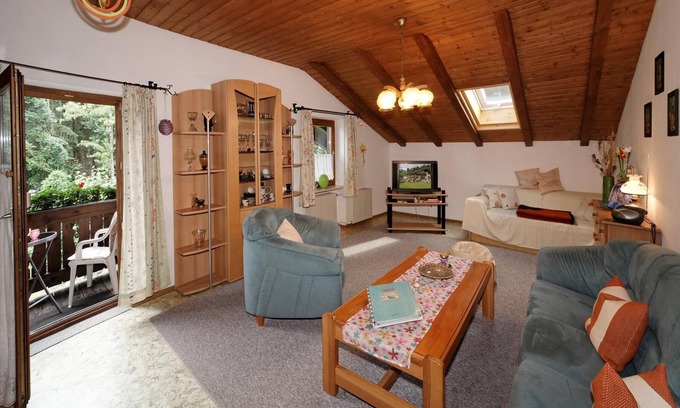 Zwieselberg Apartment | Apartment Waldblick 54sqm with balcony and garden