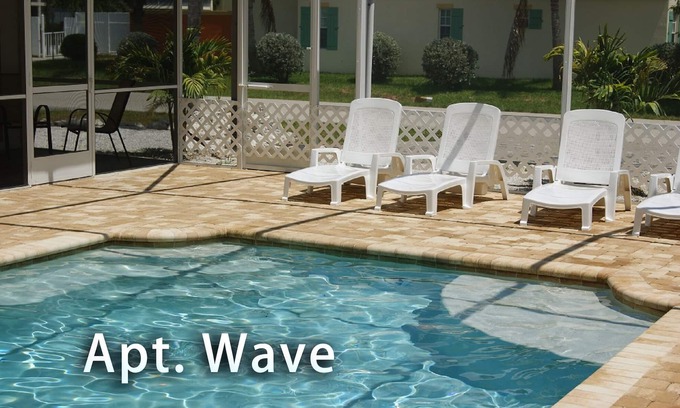 Caloosahatchee Apartment | Apartment Wave Cape Coral/Beach Resort