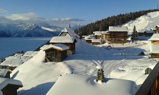 Bettmeralp Apartment | Apartment Weisshorn 3, 1. OG Ost in Bettmeralp - 2 persons, 1 bedrooms