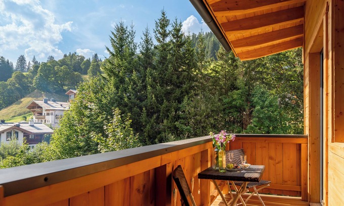 Hinterglemm Apartment | Apartment with balcony directly at the slopes