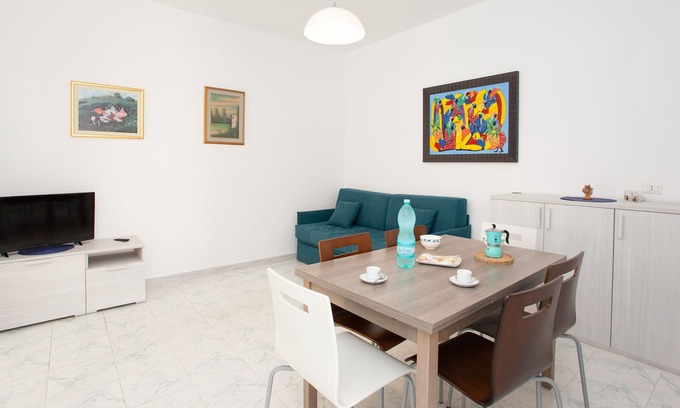 La Caletta Apartment | Apartment with Balcony & Wi-Fi