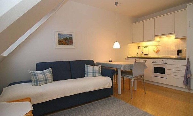 Hornum Apartment | Apartment with a view of the dunes.