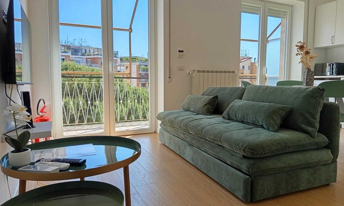 Aurelio Apartment | Apartment with metro and market under the house, close to the Vatican, pet friendly!
