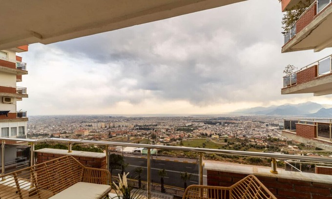Kepez Apartment | Apartment with Panoramic City View in Kepez