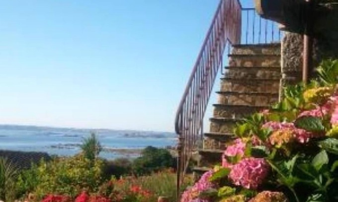 Roscoff Apartment | Apartment with panoramic view of Morlaix Bay, sandy beach 50m away