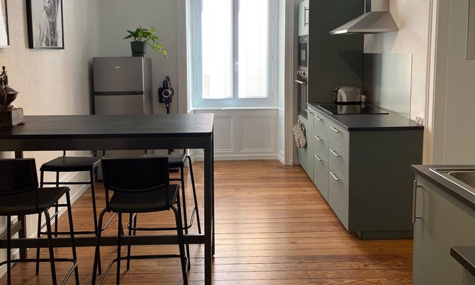 Montbeliard Apartment | Apartment with parking space (+ near train station)