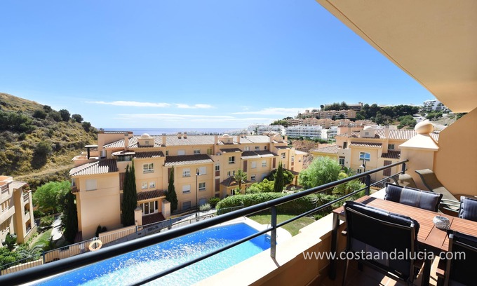 Mijas Apartment | Apartment with sea view and communal pool, 7 minute drive from the beach!