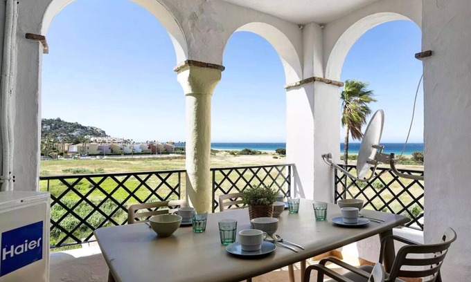 Atlanterra Apartment | APARTMENT WITH SEA VIEWS IN ZAHARA DE LOS ATUNES