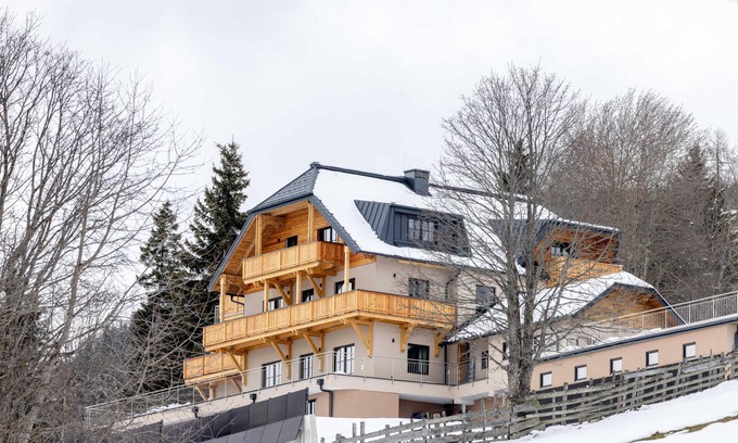 Mauterndorf Apartment | Apartment with swimming pool
