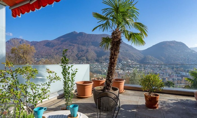 Porza Apartment | Apartment with terrace in panoramic area of Lugano (Elios Apt)
