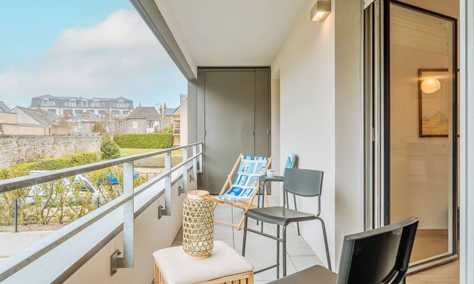 Dinard Apartment | Apartment Zéphyr by Interhome