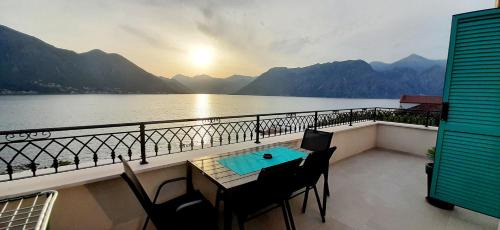 Dobrota Apartment | Apartments Boka Blue Dobrota Kotor