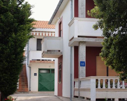Barbat na Rabu Apartment | Apartments by the sea Barbat, Rab - 4993