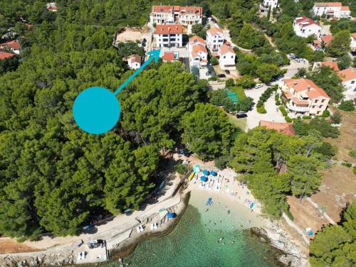 Nerezine Apartment | Apartments by the sea Nerezine, Losinj - 23786
