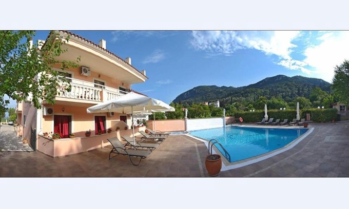 Benitses Apartment | Apartments Corfu Sun Pool Side
