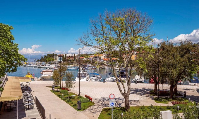 Malinska Apartment | Apartments Dumica