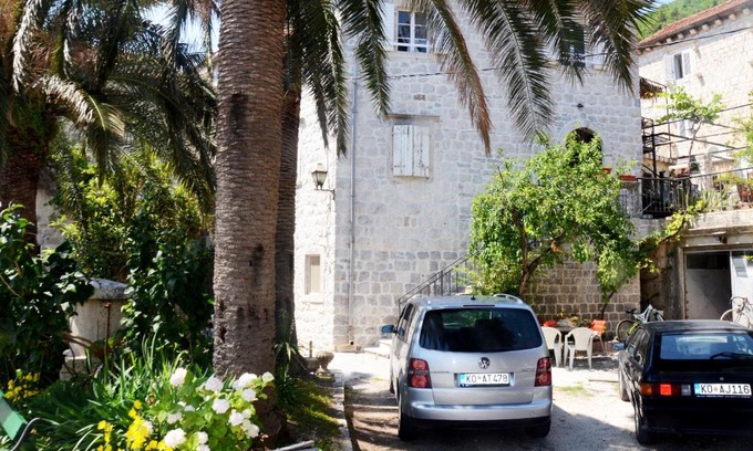 Perast Apartment | Apartments Gudco