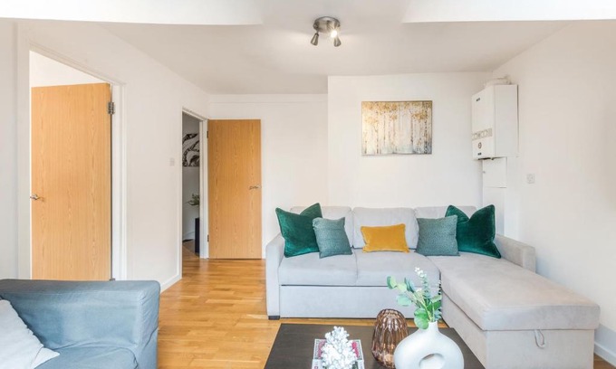 Tulse Hill Apartment | Apartments in Brixton next door to Brockwell Park