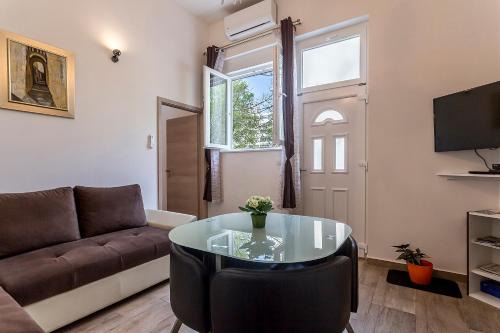 Znjan Apartment | Apartments Ivan i Toma