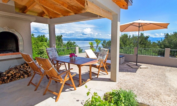 Cove Donja Krusica (Donje selo) Apartment | Apartments Jagoda, (15441), Donje Selo, Croatia