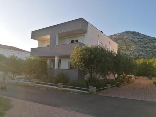 Starigrad Apartment | Apartments Lota