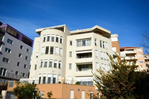 Znjan Apartment | Apartments Mariot