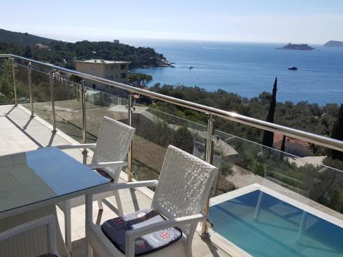Lustica Apartment | Apartments Marovic