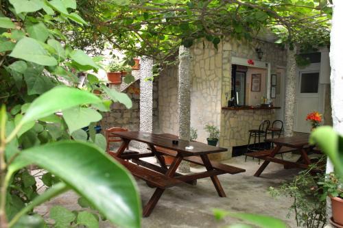 Split Apartment | Apartments Nikolla