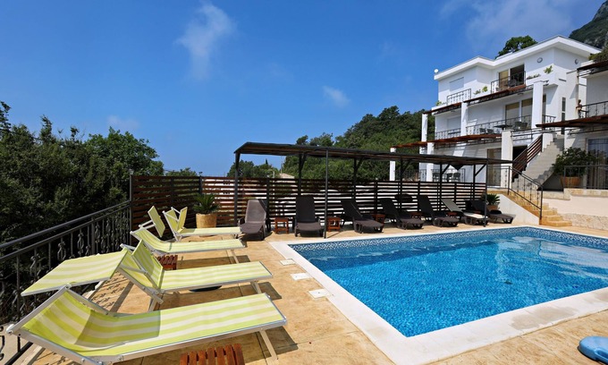 Sutomore Apartment | Apartments Oktopus (39581-A5) - Sutomore