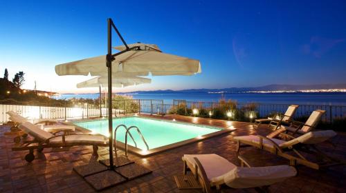 Sutivan Apartment | Apartments Paula - with pool and sea view