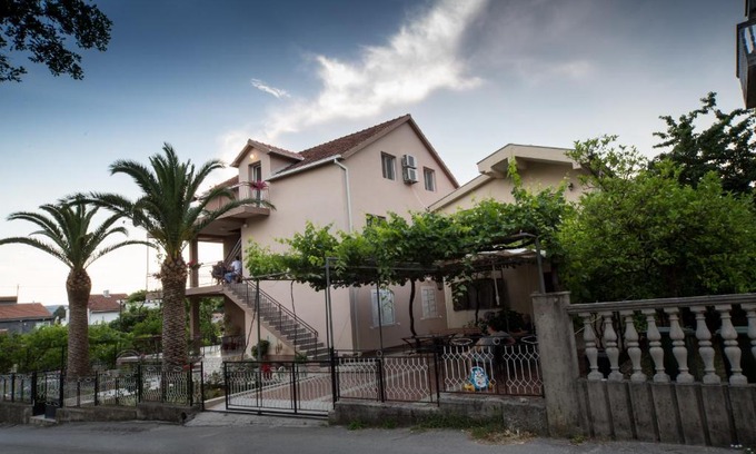 Mrcevac House | Apartments Pavićević