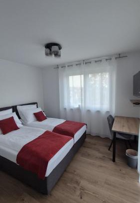 Sondelfingen House | Apartments Seibel Doppel-Zweibettzimmer mit Balkon