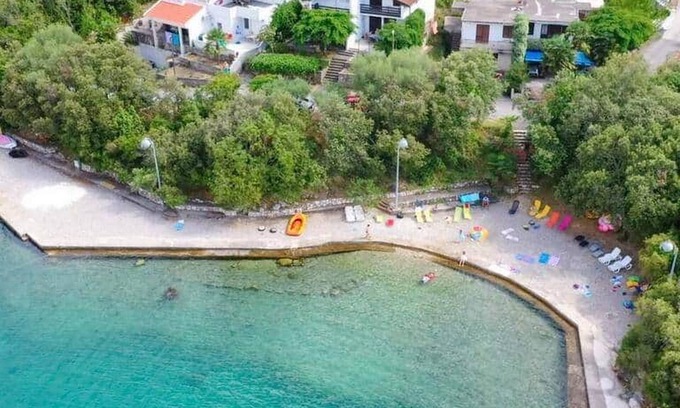 Orebic Apartment | Apartments Vesela - Comfort One Bedroom Apartment with Balcony and Sea View