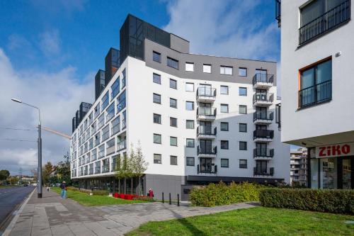 Powazki Apartment | Apartments Warsaw Obozowa by Noclegi Renters