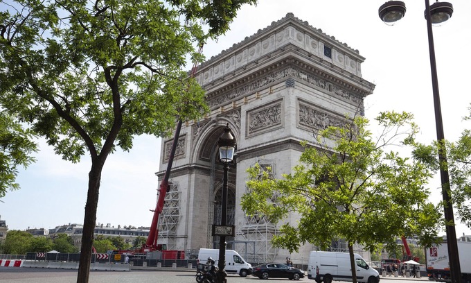 Ternes Apartment | Apartmentt by Arc de triomphe