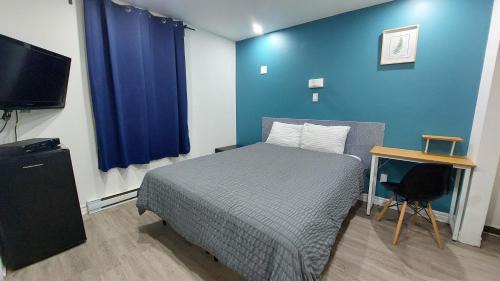 Gay Village Hotel | APD HOTEL