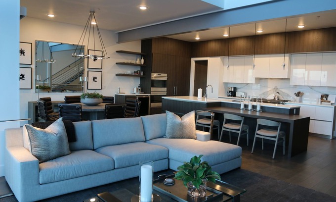 Park City House | Apex Residence~SKI-IN~SKI-OUT FRONT DOOR~High Elevation Luxury 4 BR & king sofa
