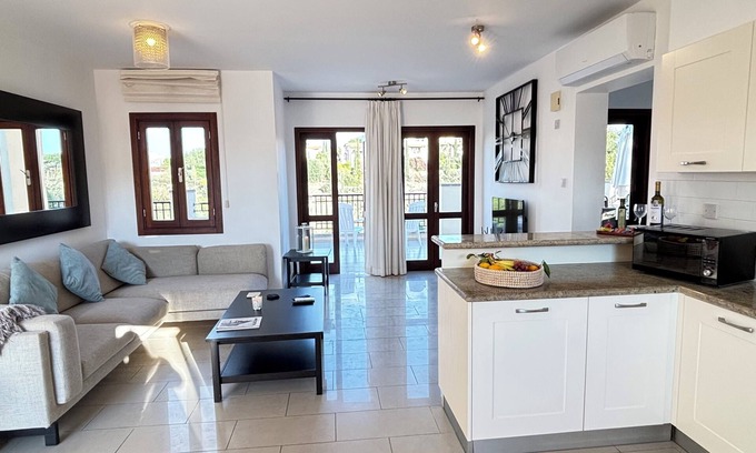 Kouklia Apartment | Aphrodite hills, Anatoli, 2 bedroooms apt , large terrace, 2 min from the pool