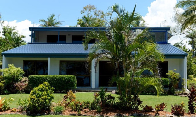 South Mission Resort | Apollo Jewel Beachfront Apartments