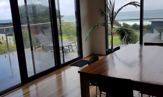Skenes Creek House | Apollo’s view accommodation