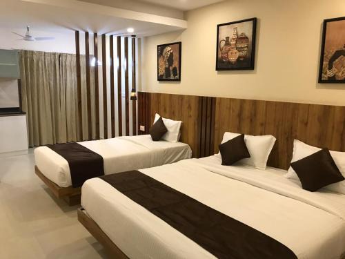 Thousand Lights Hotel | Apollostay